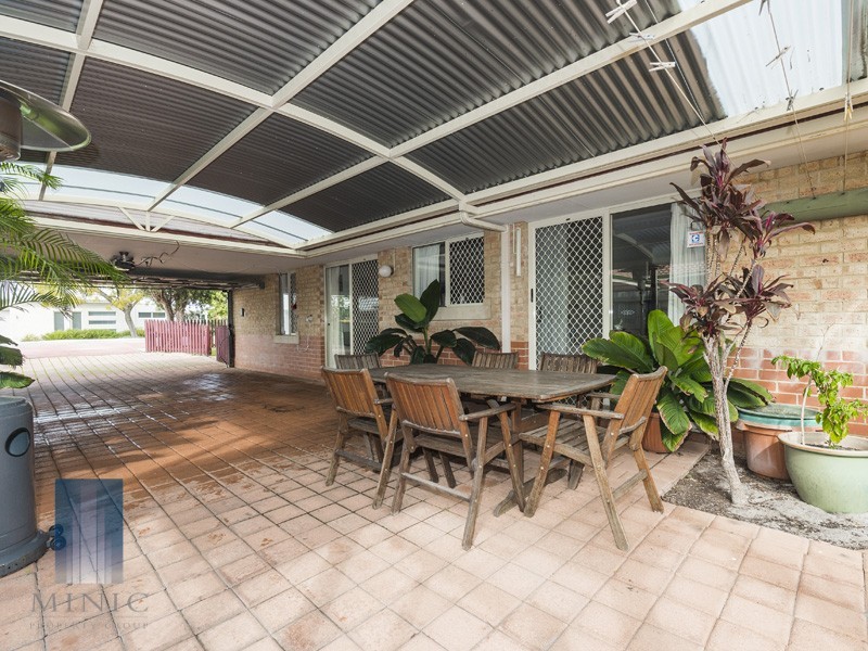 329 Belmont Avenue, Cloverdale WA 6105