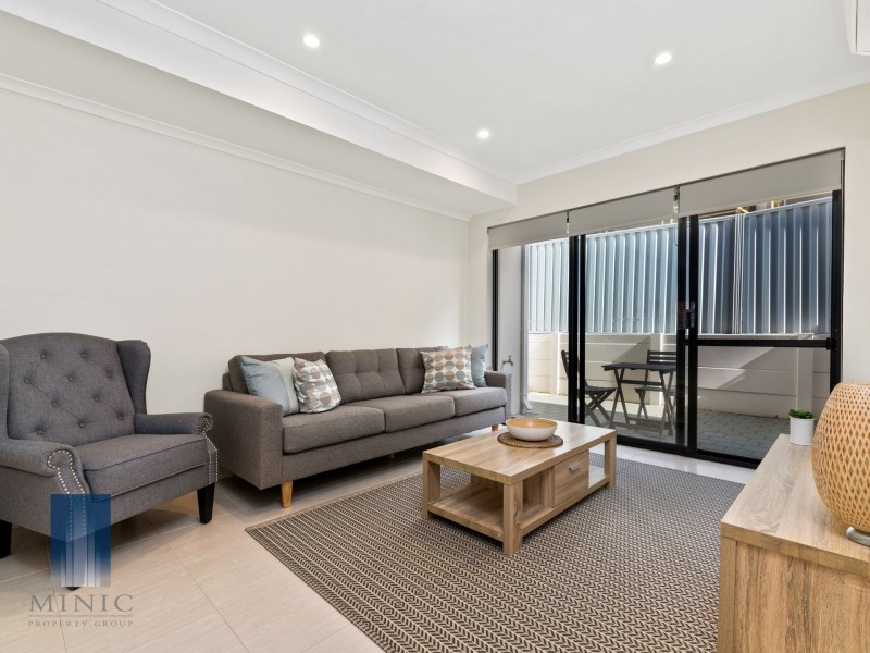 3 and 15/7 Birdwood Road, Melville WA 6156
