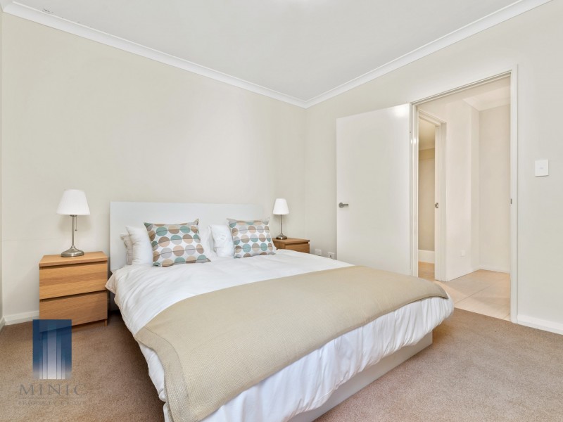 3 and 15/7 Birdwood Road, Melville WA 6156