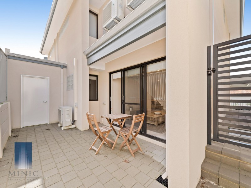 3 and 15/7 Birdwood Road, Melville WA 6156