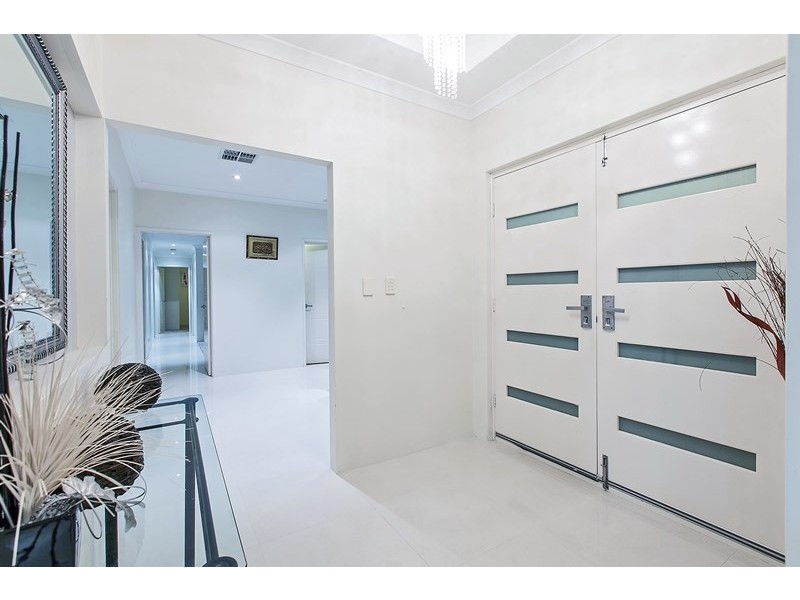 43 Herald Avenue, Willetton WA 6155