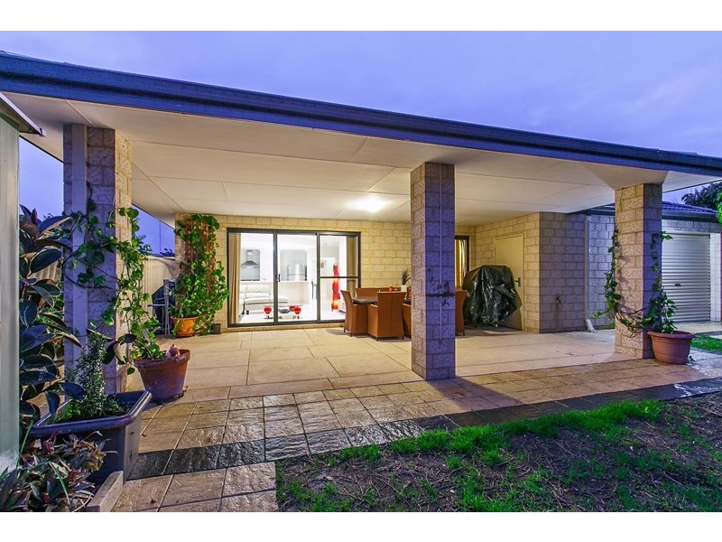 43 Herald Avenue, Willetton WA 6155