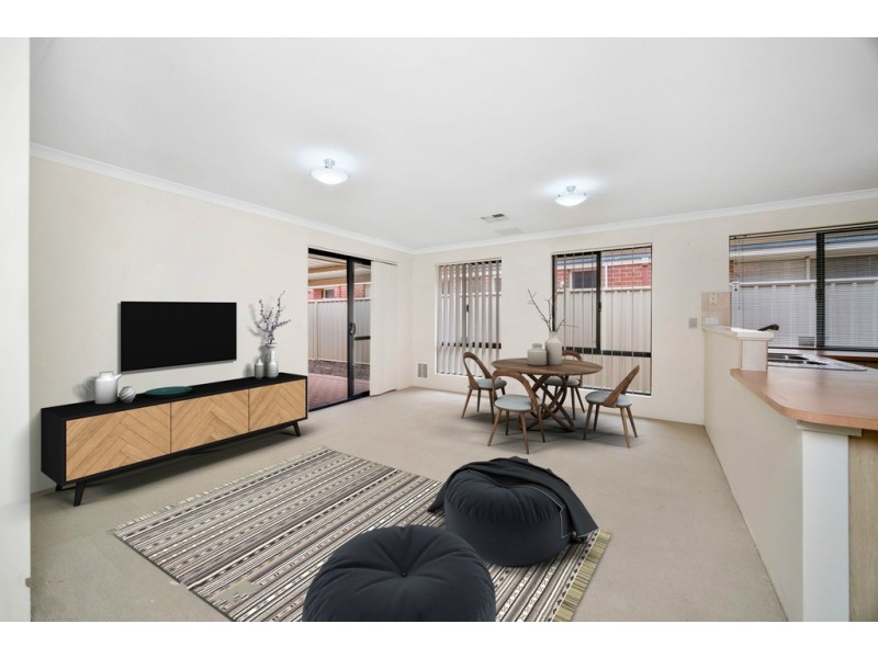 7 Darter Place, Queens Park WA 6107