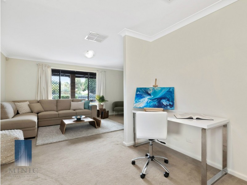 28 Gracechurch Crescent, Leeming WA 6149