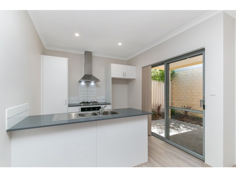 126A Cordelia Avenue, Coolbellup WA 6163