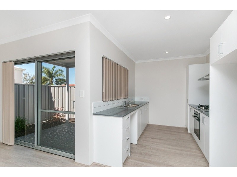 126A Cordelia Avenue, Coolbellup WA 6163