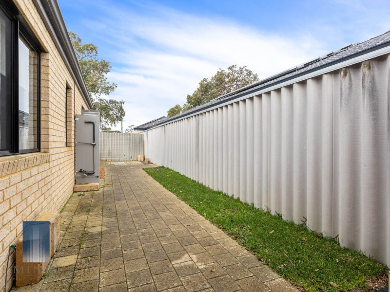 19A Dewey Street, Shelley WA 6148