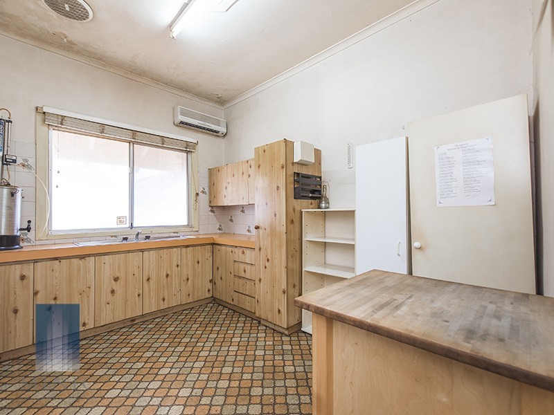 1/7 Roy Street, St James WA 6102