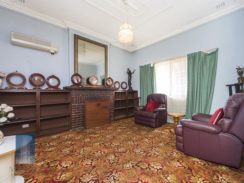 1/7 Roy Street, St James WA 6102