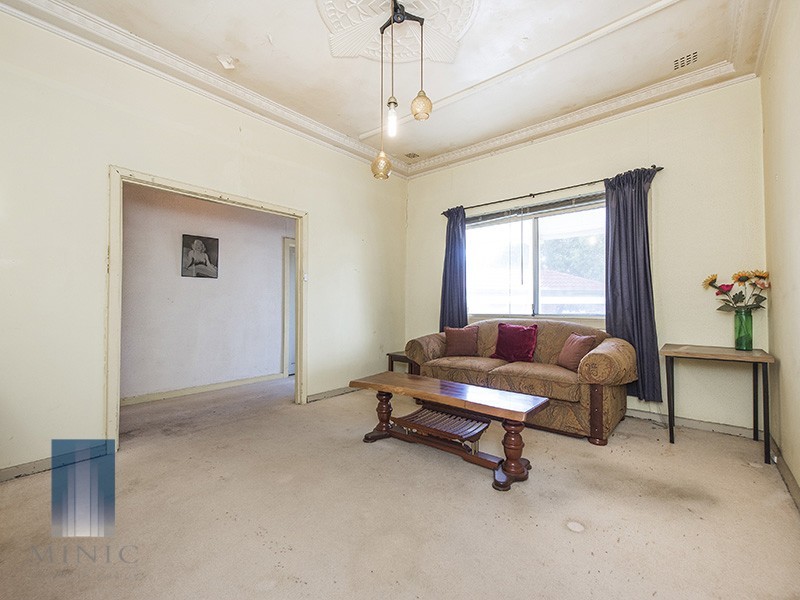 1/7 Roy Street, St James WA 6102