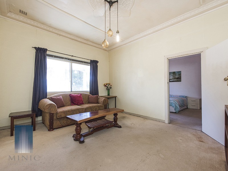 1/7 Roy Street, St James WA 6102