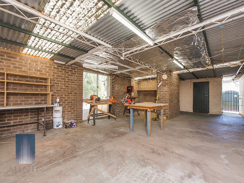 1/7 Roy Street, St James WA 6102