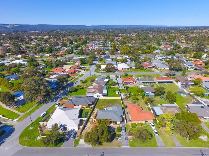 21B Burnley Street, Thornlie WA 6108