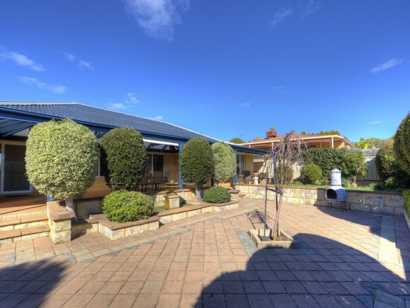 6 Malbec Place, Mount Nasura WA 6112
