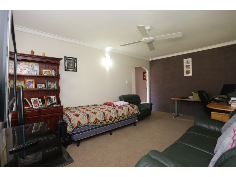 17 Verdon Place, Riverton WA 6148