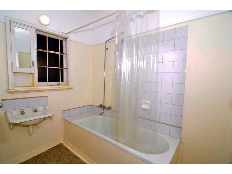 96 Walpole Street, Bentley WA 6102