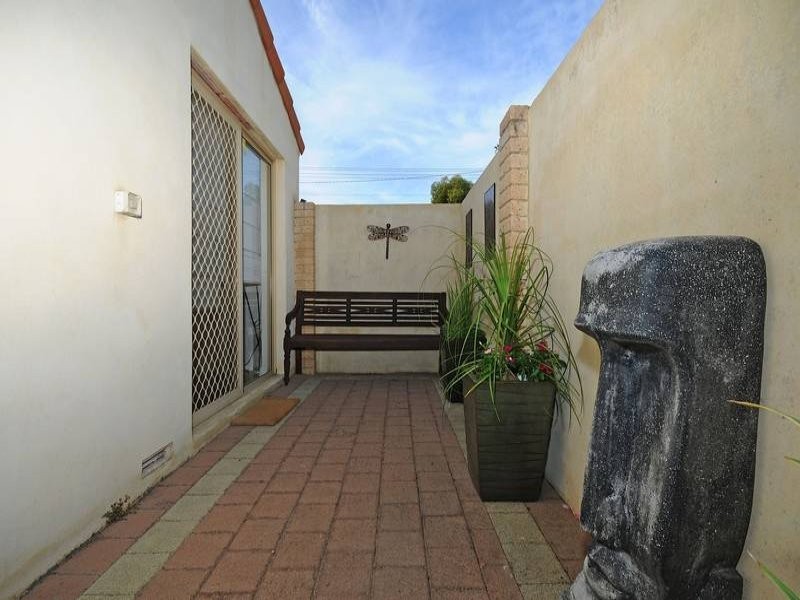 41 Kalangedy Drive, Riverton WA 6148