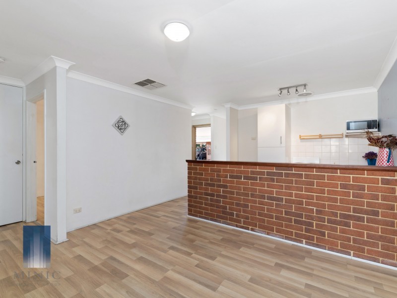 9/9 Dewey Street, Shelley WA 6148