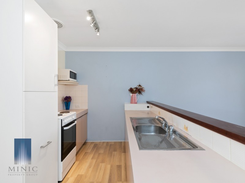 9/9 Dewey Street, Shelley WA 6148