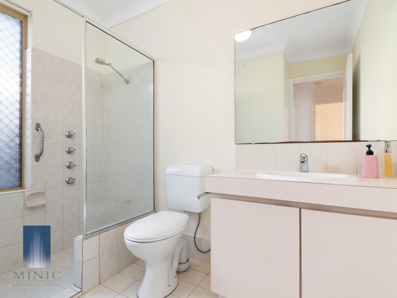 9/9 Dewey Street, Shelley WA 6148