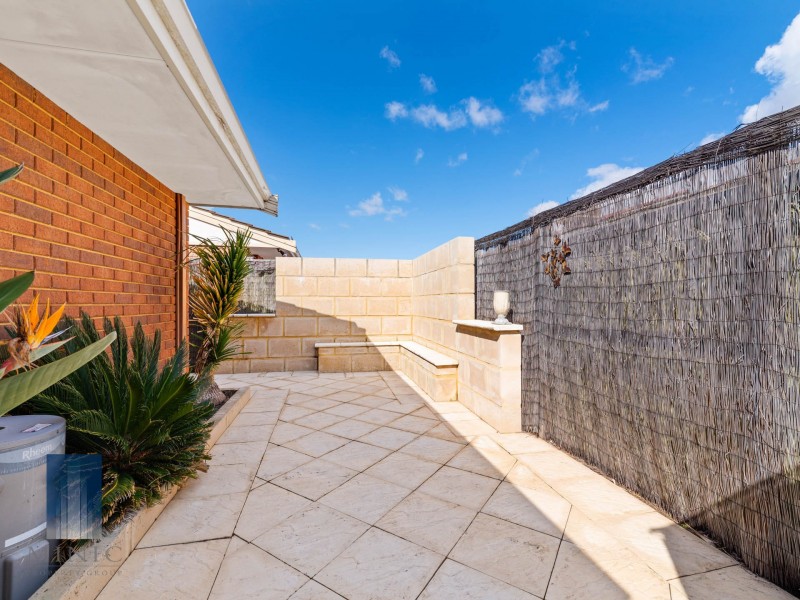 9/9 Dewey Street, Shelley WA 6148