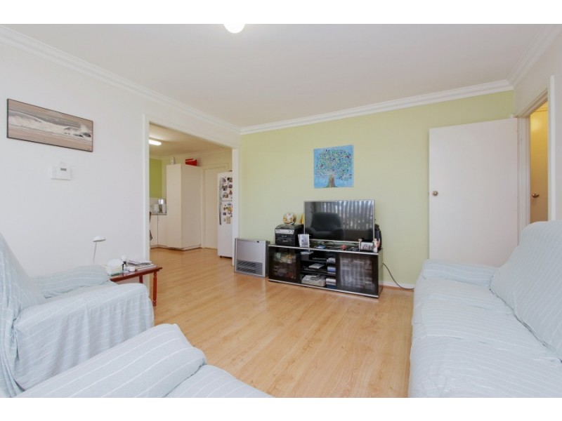 12 Harford Way, Girrawheen WA 6064