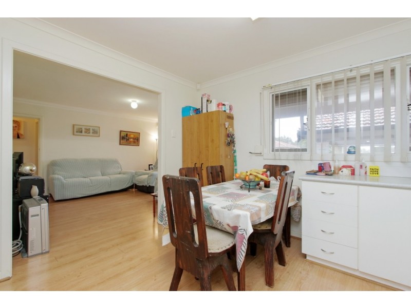 12 Harford Way, Girrawheen WA 6064