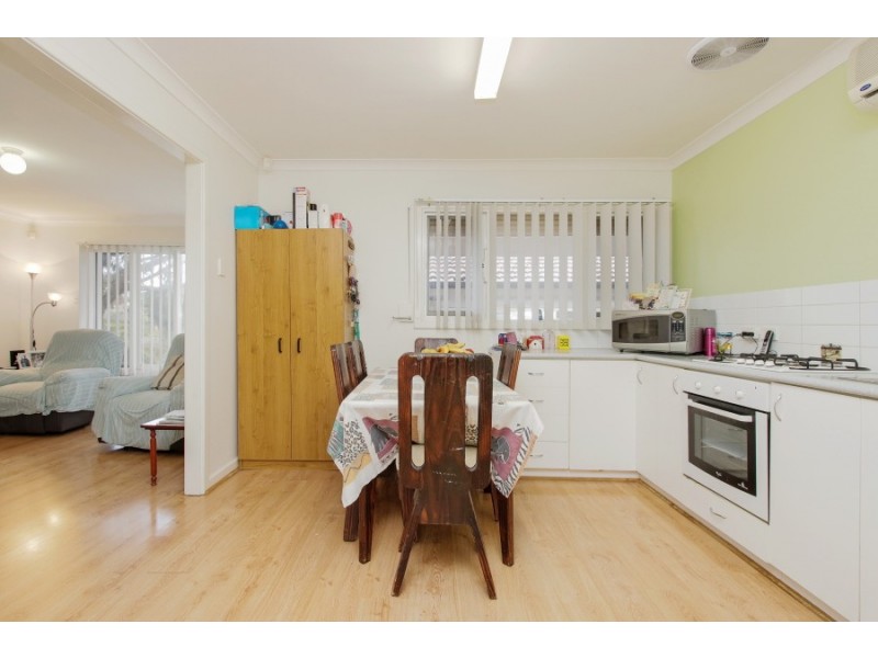 12 Harford Way, Girrawheen WA 6064