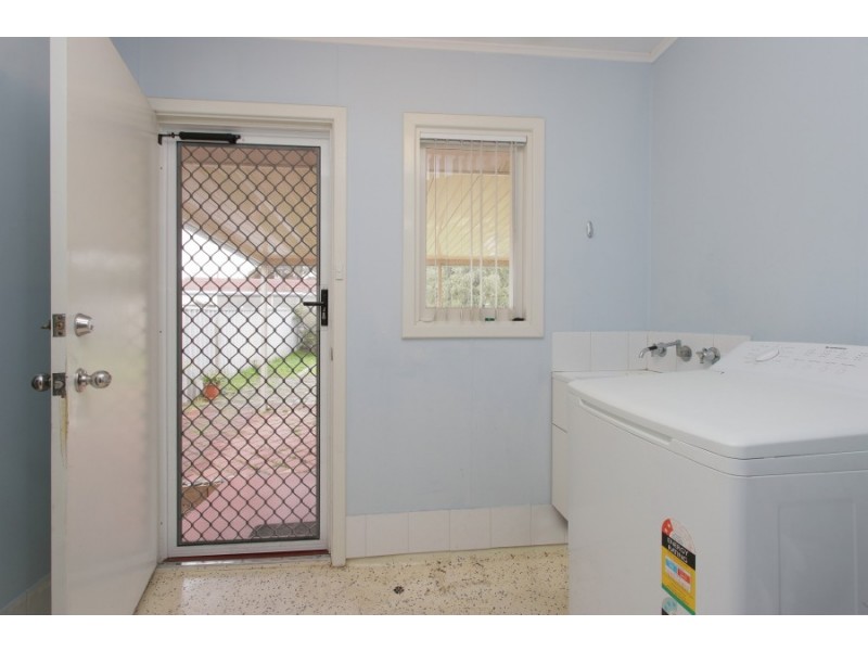 12 Harford Way, Girrawheen WA 6064