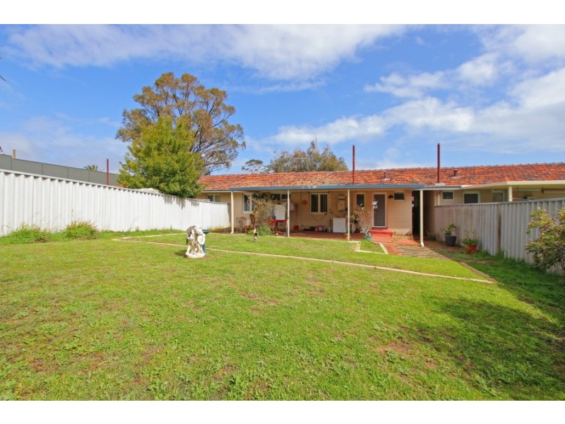 12 Harford Way, Girrawheen WA 6064