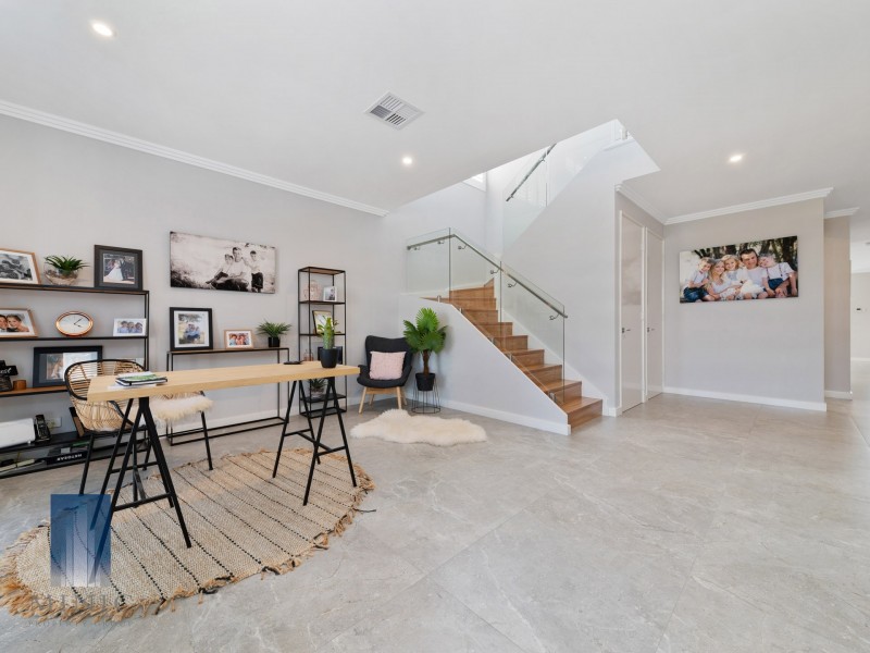 9 Tiliqua Crescent, Wandi WA 6167