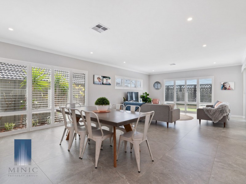 9 Tiliqua Crescent, Wandi WA 6167