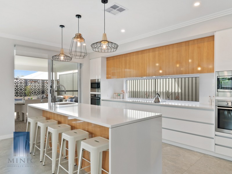 9 Tiliqua Crescent, Wandi WA 6167
