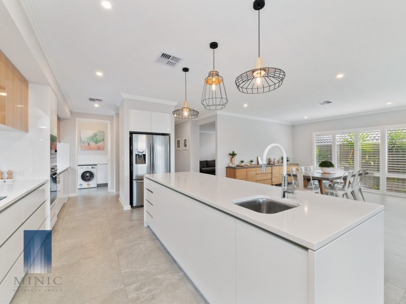 9 Tiliqua Crescent, Wandi WA 6167