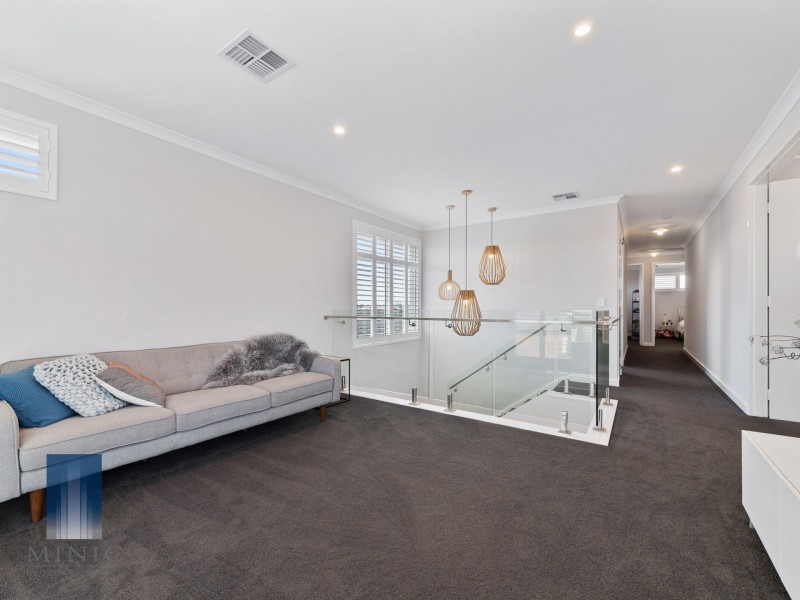 9 Tiliqua Crescent, Wandi WA 6167