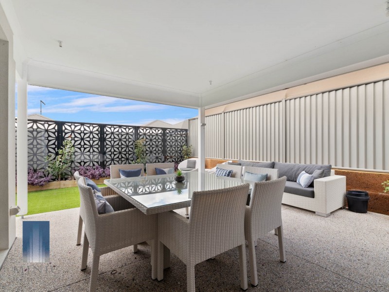 9 Tiliqua Crescent, Wandi WA 6167