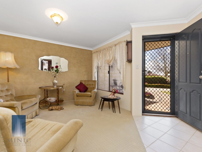 1 Spinifex Way, Canning Vale WA 6155