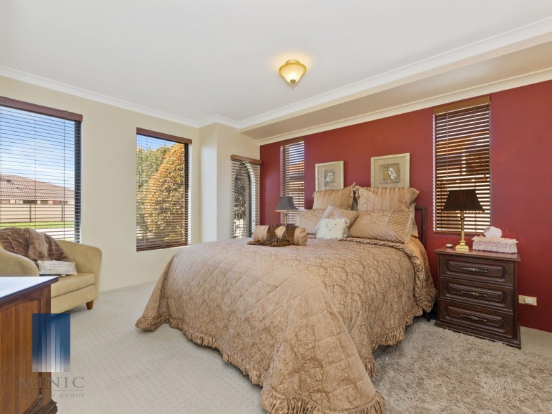 1 Spinifex Way, Canning Vale WA 6155