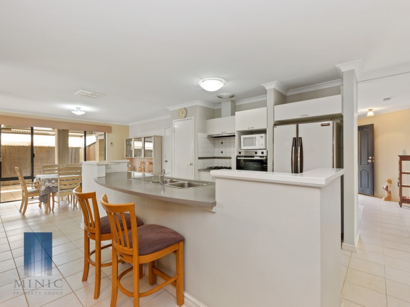 1 Spinifex Way, Canning Vale WA 6155