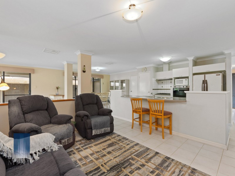 1 Spinifex Way, Canning Vale WA 6155