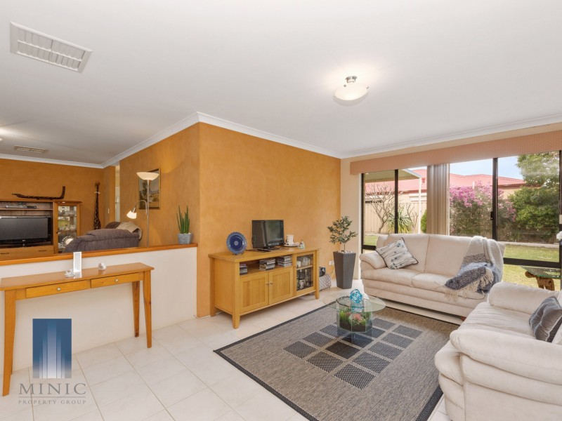 1 Spinifex Way, Canning Vale WA 6155