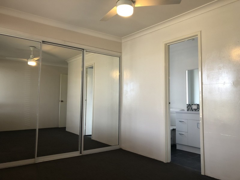 25 Myrna Way, Parkwood WA 6147
