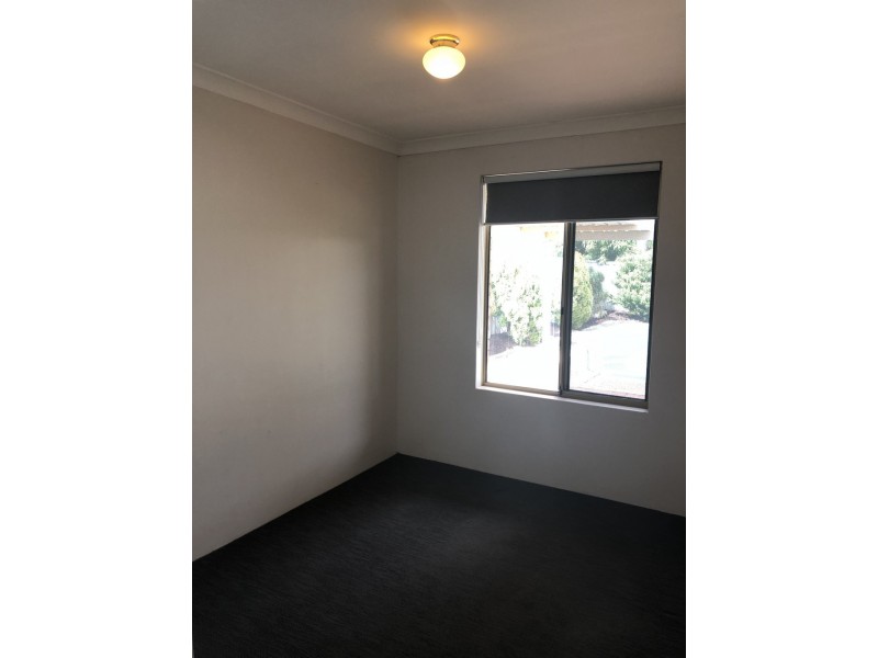 25 Myrna Way, Parkwood WA 6147