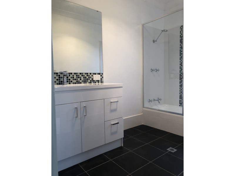 25 Myrna Way, Parkwood WA 6147
