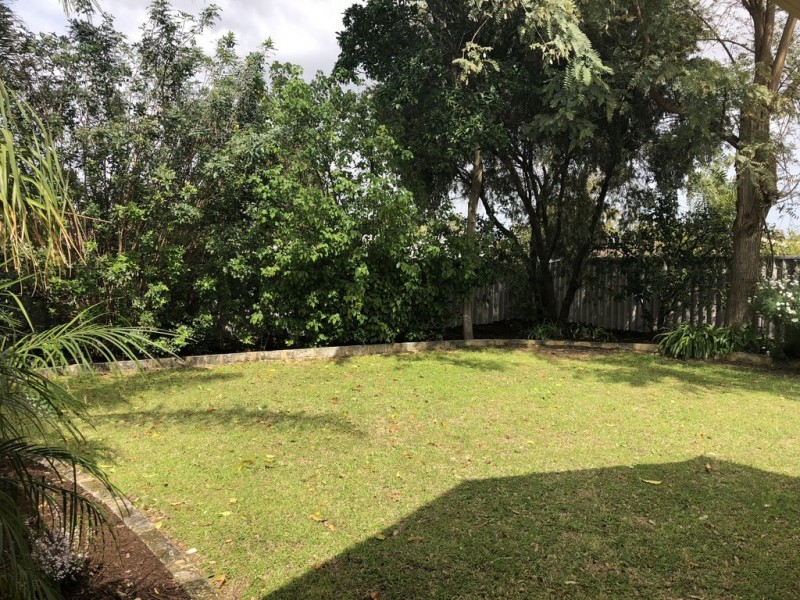25 Myrna Way, Parkwood WA 6147