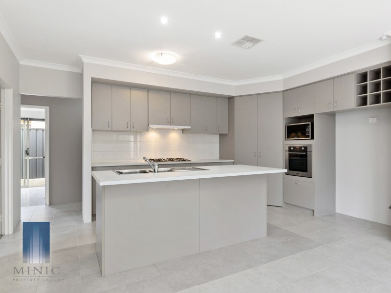 2 Brixton Road, Bentley WA 6102