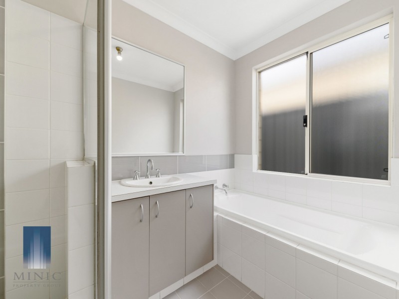 2 Brixton Road, Bentley WA 6102