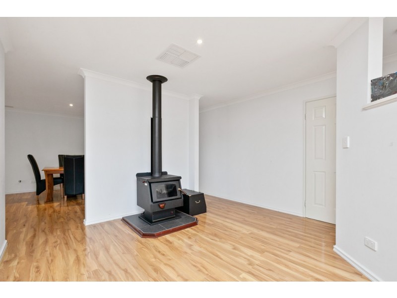 10 LAVENDER WAY, Success WA 6164