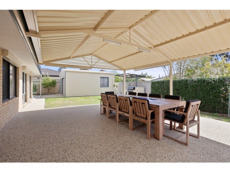 10 LAVENDER WAY, Success WA 6164