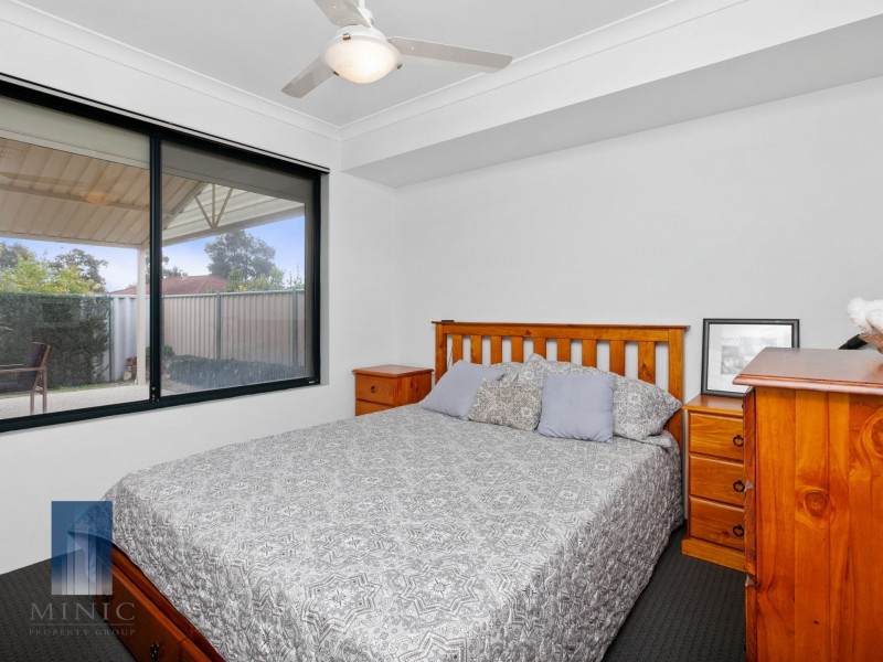 10 LAVENDER WAY, Success WA 6164